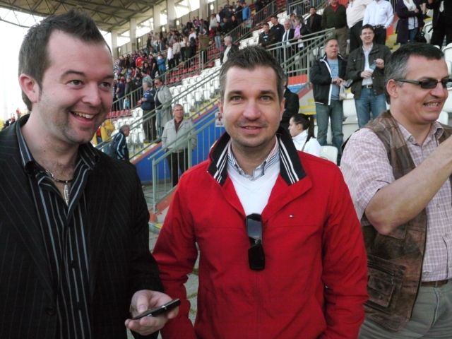P1200559_640x480