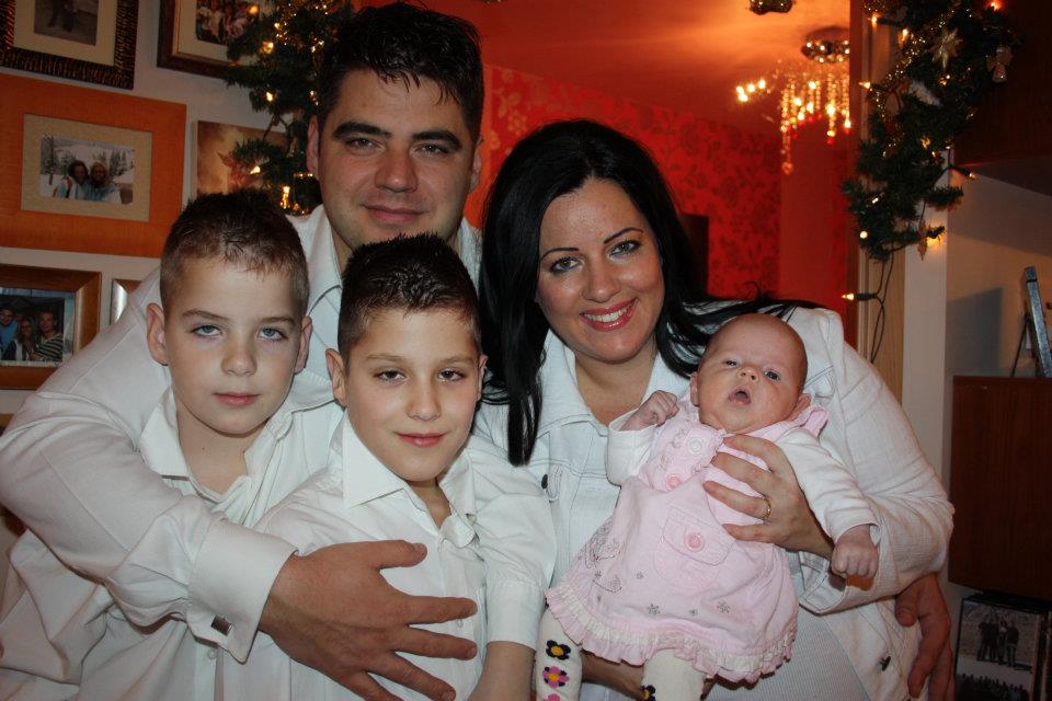 420346_276322319105863_100001842917139_665512_2054583966_n