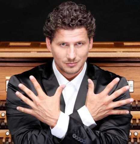 rakasz_gergely_portre_466x480