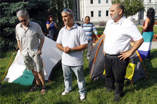 miskolci-cigany-roma-demonstracio-mti