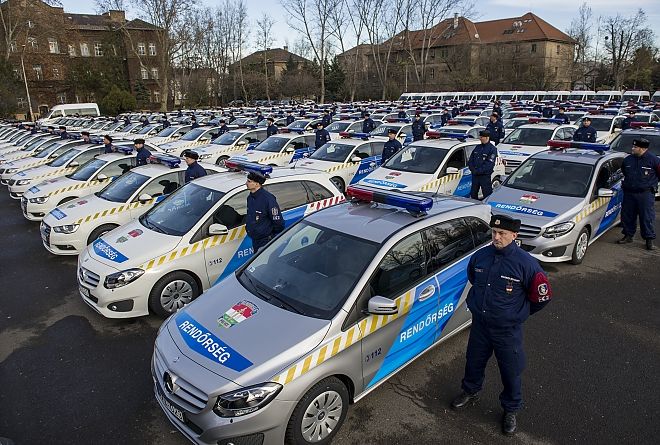 rendorseg szolgalati jarmu 141223