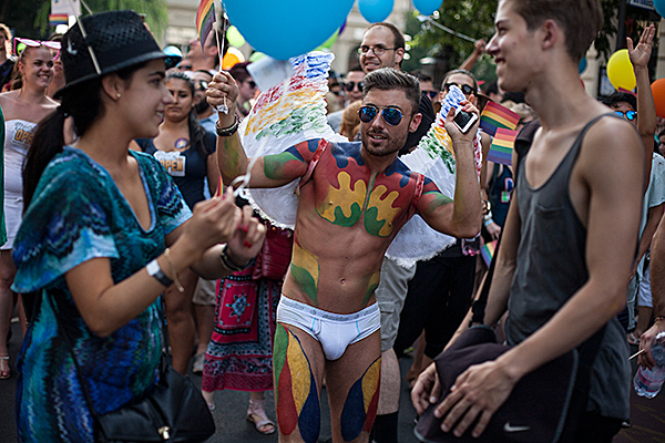 012pride MG 6864w