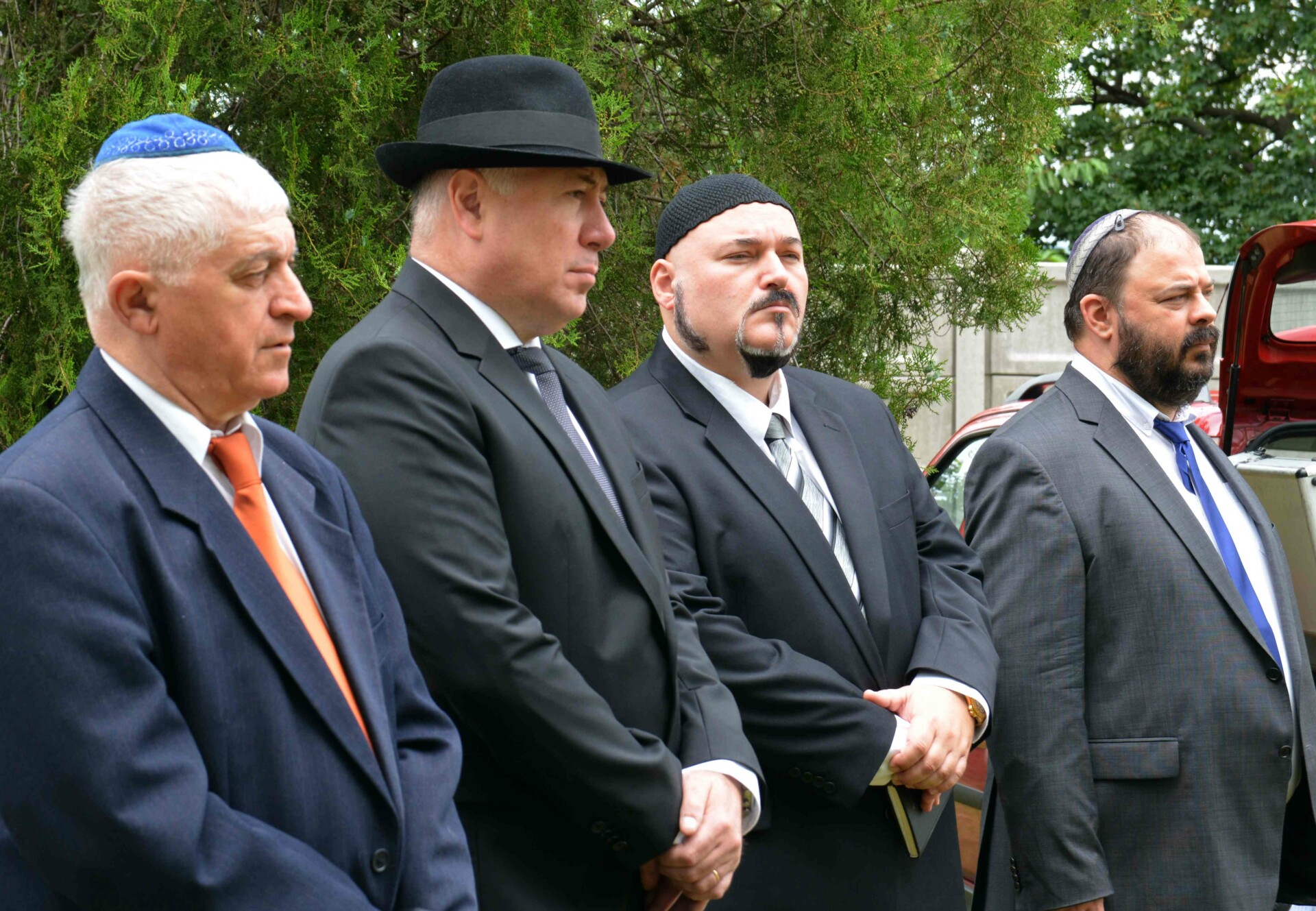 Megemlékeztek a zsidó mártírokról az Avasi temetőben, Kriza Ákos is ott volt