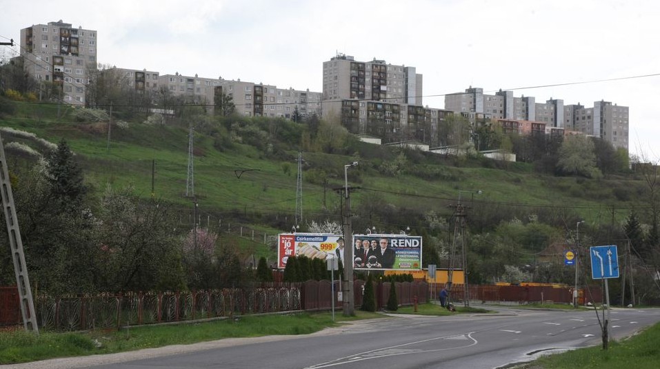 Avasi lakotelep e1449763876192