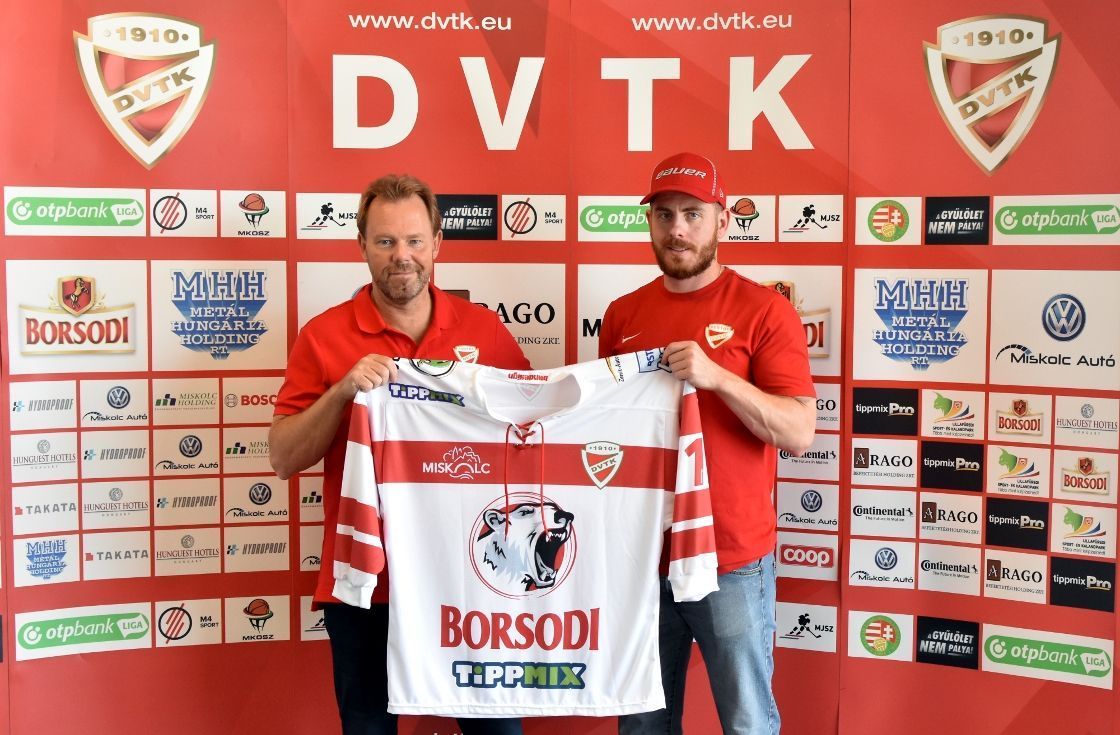 Jol kell beleallni minden merkozesbe friss sajtotajekoztato dvtkjegesmedvek szezonnyito1120