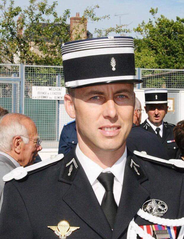 29511731 1625968220855324 3062743655262448856 n copy