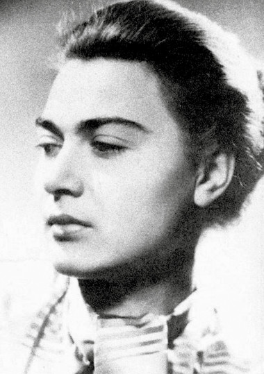 heltai potoczky maria fit 380x10000