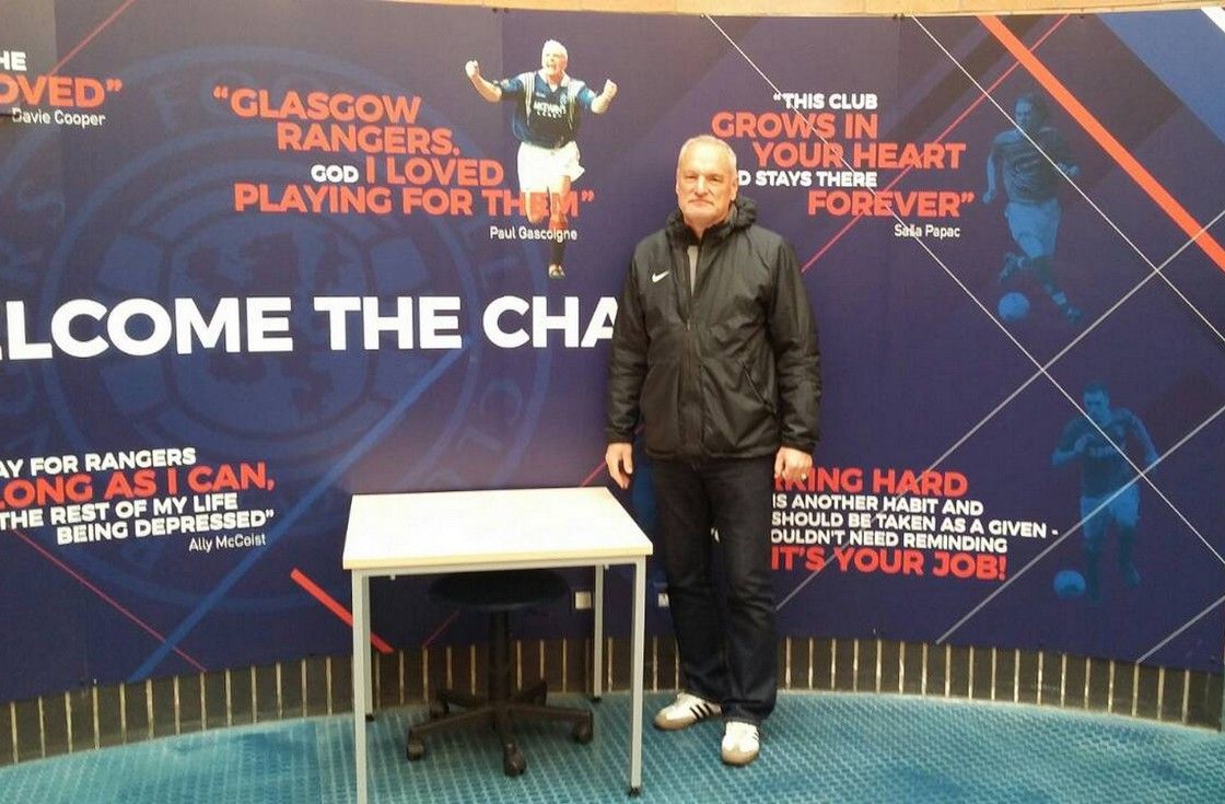 Tradicio es csucstechnologia friss Glasgow 1120