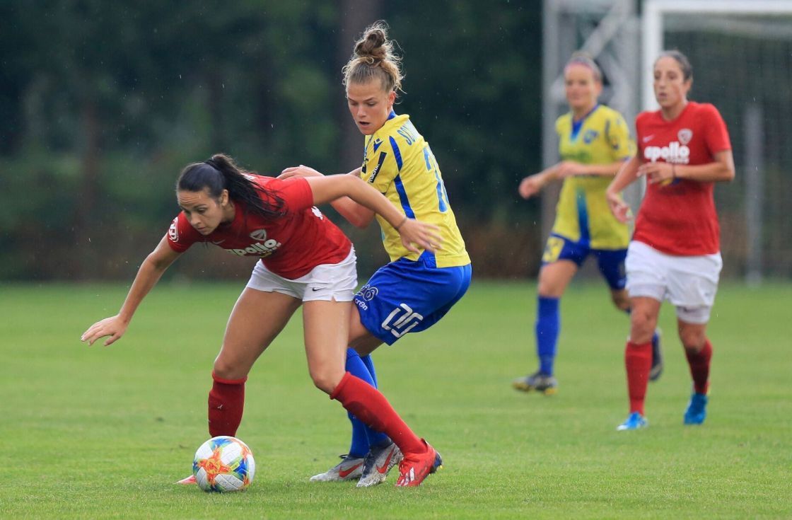 SKN St Polten DVTK 5 1 3 0 friss danaekalkaridou stpolten dvtk 1120