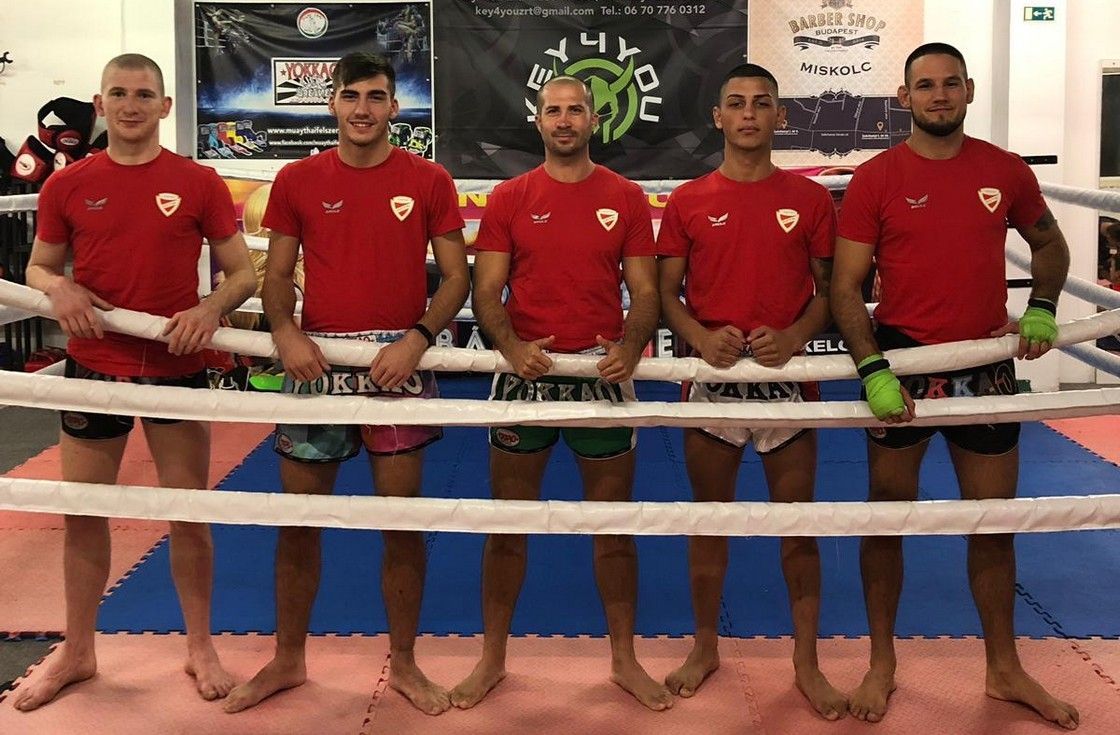 Egy ezust es egy 5 hely az utanpotlas vb n friss muaythai 1012 1120