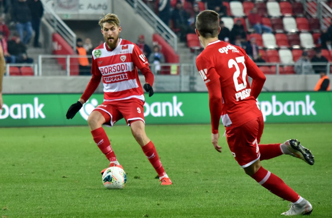 Bacsa Patrik kolcsonbe kerul friss bacsapatrik dvtk vidi 2019 2020 2 1120 1