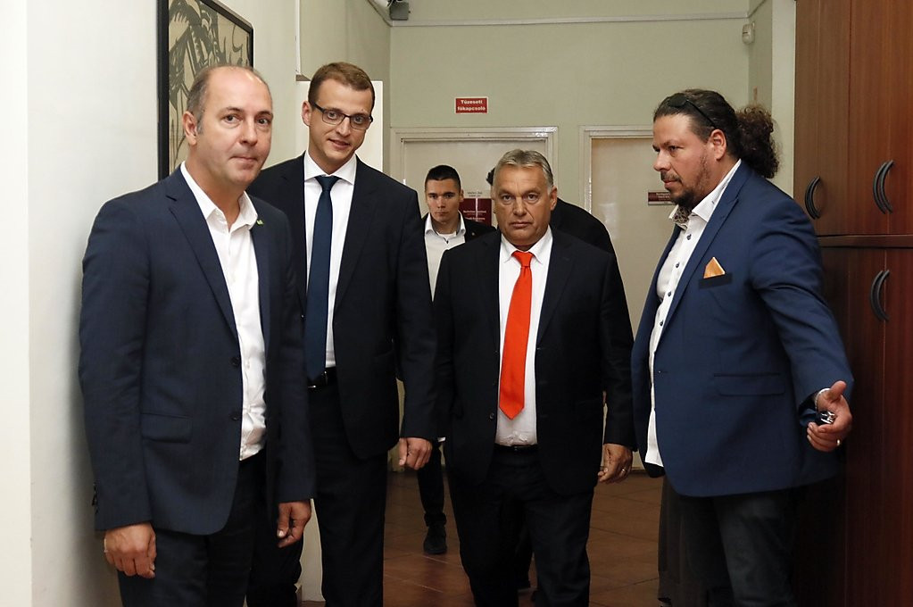 orbanv alakszaiz bentifoto 1