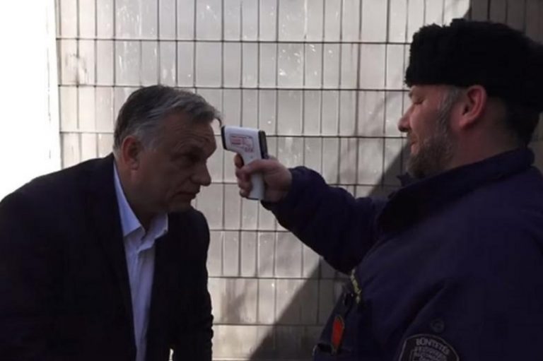 vasárnap orbán börtönben 200405 768x511