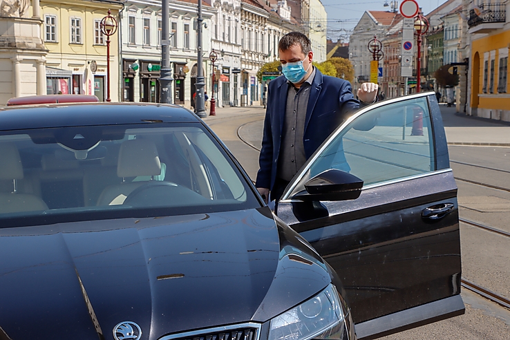 ignacz david auto licit 01 minap 1