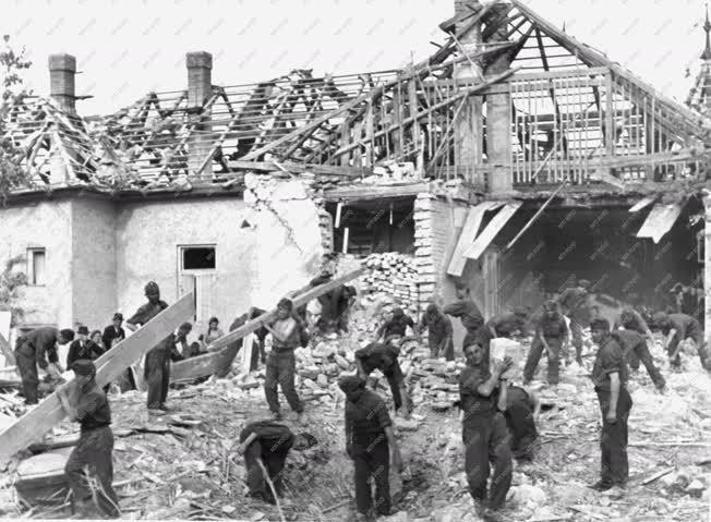 MTI FOTO TTJ5UjY0WlJnN3R5QUlURWpraFBTZz09