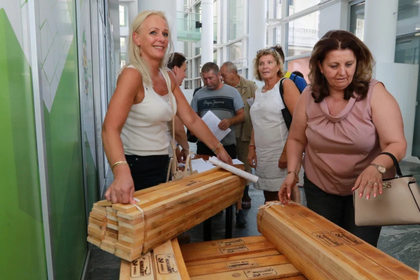 komposzt keret osztas 220704 ja 5.jpg