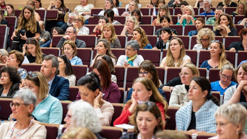 apor vilmos katolikus főiskola konferencia