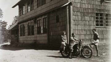 02-erika-menedekhaz-1942-ben-foto-fortepan_95660-43a60d9c-5266306