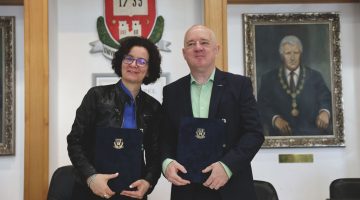 027a7501b56b428d8f529f880817a024