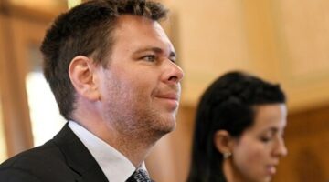 039c1748-1523-412c-be81-c7bbf2c57665