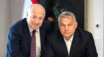0909-Kriza-Akos-es-Orban-Viktor