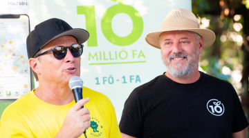 10 millió fa önkéntes vízadás locsolakoma geszti péter