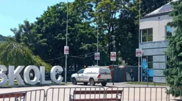 1715256540-temp-KeeLHk_cikktorzs_xl@1.25x