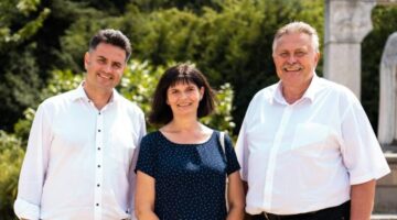 1894014-miskolc-polgarmesterevel-es-alpolgarmesterevel-talalkozott-marki-zay-peter (2)