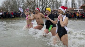 2018-Szigligeti-Ujevi-Csobbanas-Strand-Furdes-CsodalatosBalaton5
