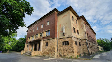 20210615-005747.60c7deebb0c36