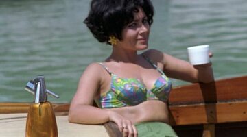 212534415_1890136241160941_7431188762890234177_n