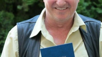 235442728_4828893913790067_2524144632377123827_n-560x840