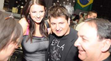 3099878_1cb33cd7ee087a1fc647df88cb057aaa_m