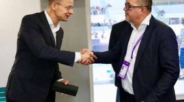 33226083_10215544749313784_6554148238616690688_o