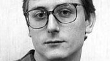 423528_184312475011672_100002987630618_280895_1880622106_n