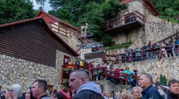 441176396_122147061938129106_7187357195800001173_n