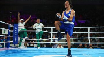 704fa2e43f524477b2813aa818923329