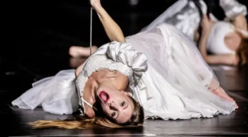 7088c62bb56a45498bb48ebb409cf511