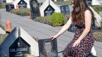 73d0e1a76bcf46639ceeeda3fac1883e