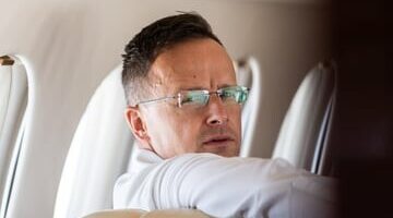 7Uoadjk4sGA2SWJ1s-xs