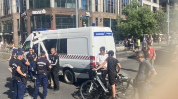 7a418de3 7beb 4019 bbd2 28183e157f9e