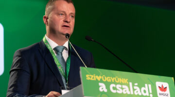 7qeIKv7RoMmrmWWOs-xl