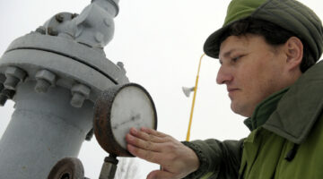 7xIhJq6LrrvF16Gjws-xxl