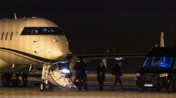 89yXCcavkQsvchPos-lg