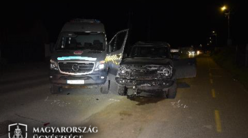 8BXk3IWY11QS7k59s-lg