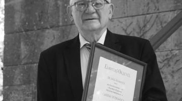 988ba5e674cc42a9ac0675fb305a48a1