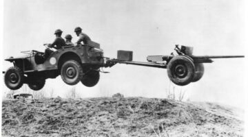 Bantam_jeep_flying_37mm_sm