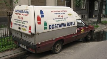 Daewoo-FSO_Polonez_Truck_LB_1.6_i_in_Kraków_(1)