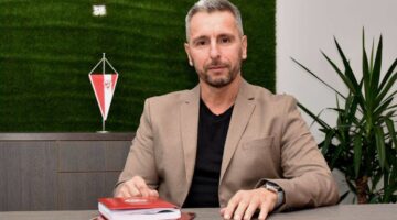 Fel_kell_hivni_a_figyelmet_a_jatekvezetoi_hibakra_is_friss_Benczes_Miklos_1120