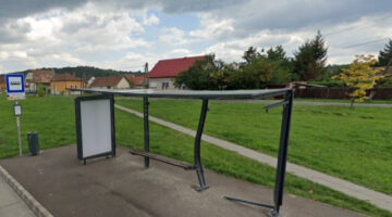 KissE-busstop